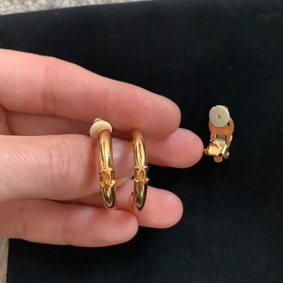 Vintage Chanel Hoop Clip Earrings - Picture 3 of 12